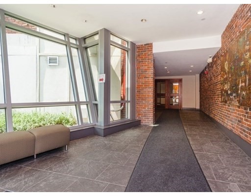 99 Chestnut Hill Ave, Brighton