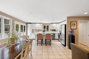 956 Blue Hill Ave, Milton