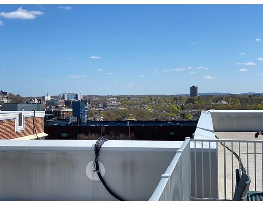 1454 Beacon St, Coolidge Corner