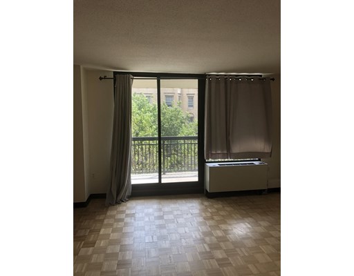 60 Longwood Ave, Coolidge Corner