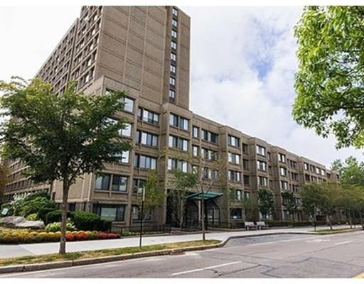 1731 Beacon, Washington Square