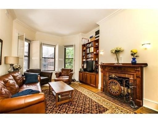 280 Commonwealth Ave, Back Bay