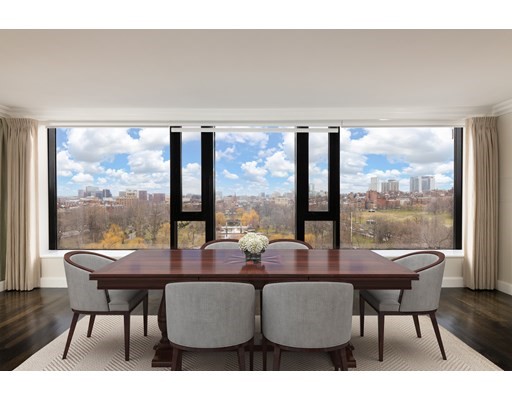 220 Boylston St, Back Bay