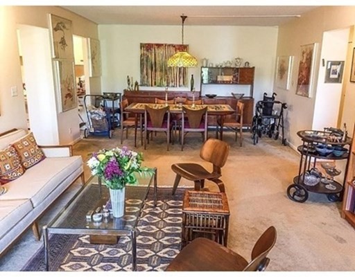 77 Pond Ave, Brookline Village