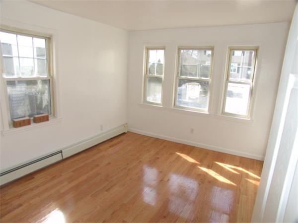 25 Plain St, Dorchester