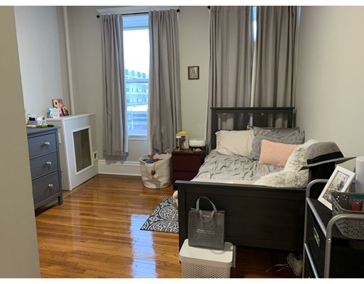 1082 Commonwealth Ave, Allston