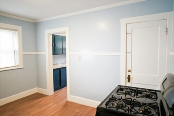 21 Logan St, Roxbury