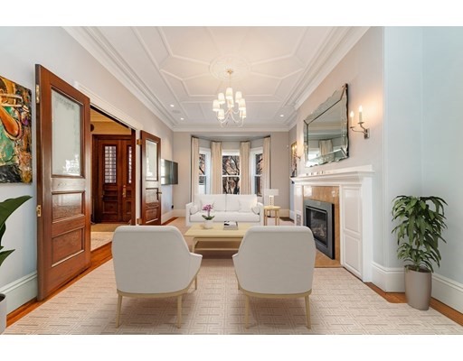 340 Marlborough St, Back Bay