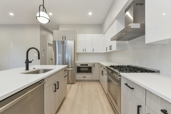 99 Williams St, Jamaica Plain