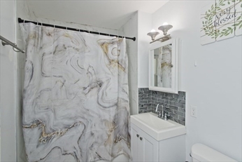 10 Stafford St, Dedham