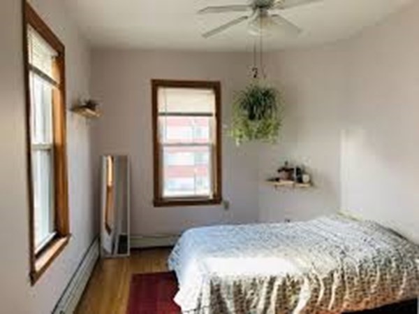 574 Hyde Park Ave, Roslindale