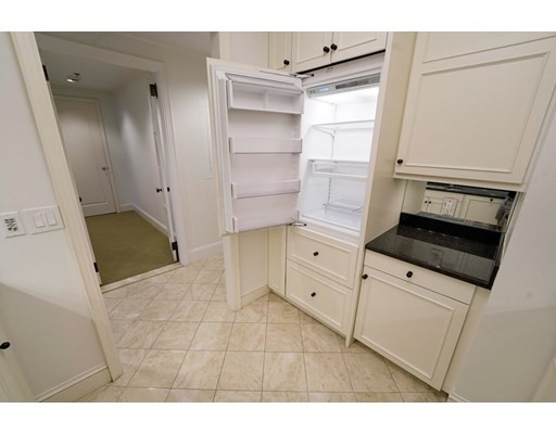 1 Charles St, Back Bay