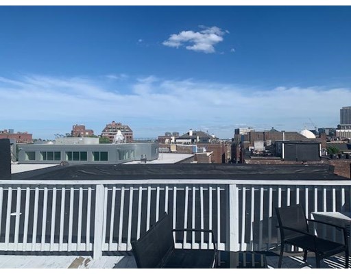 160 Salem St, North End