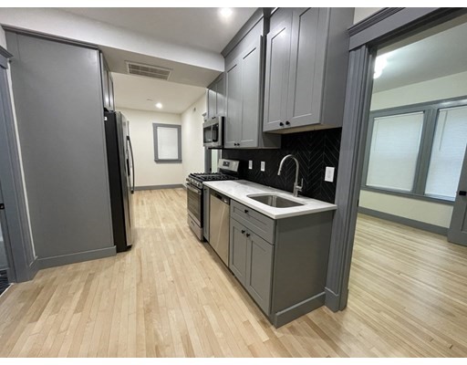 41 Long Ave, Brighton