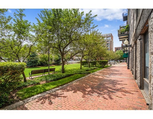 28 Atlantic Ave, Waterfront