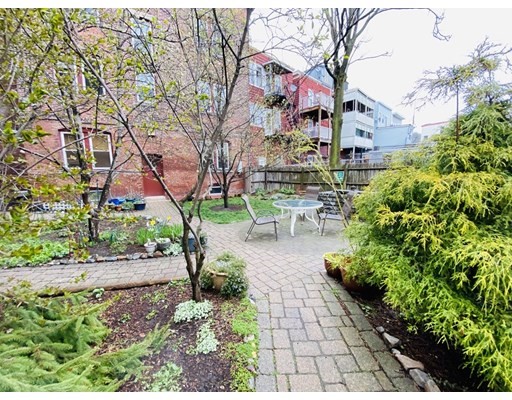 764 Cambridge St, East Cambridge