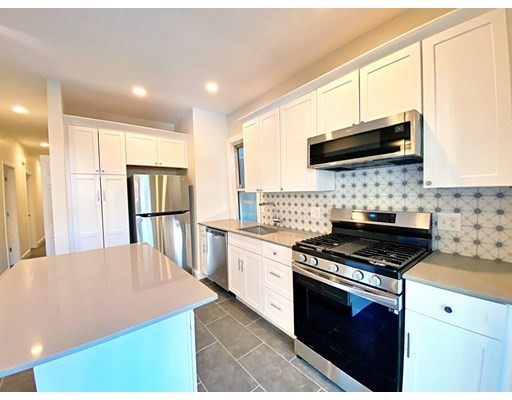 20 Frankfort St, East Boston