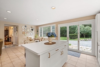 956 Blue Hill Ave, Milton