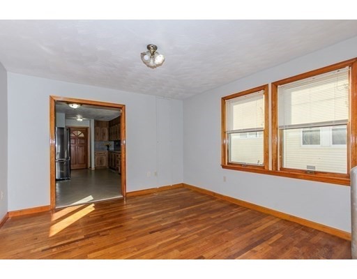 43 Gordon Ave, Medford