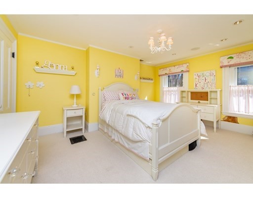 340 Marlborough St, Back Bay