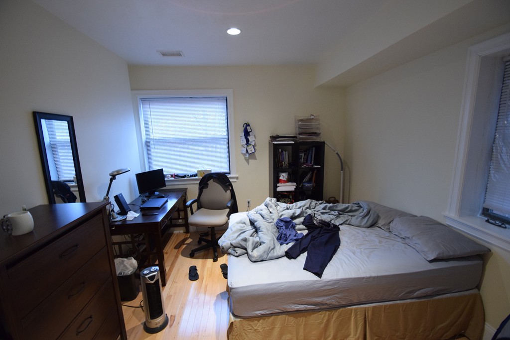 1203 Beacon St, Coolidge Corner