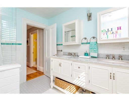 340 Marlborough St, Back Bay