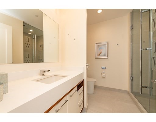 1 Dalton St, Back Bay