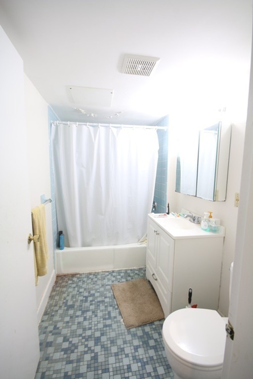 100 Riverway, Fenway