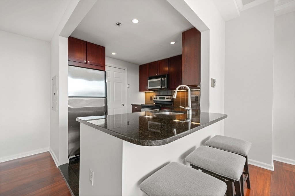 169 Monsignor Obrien Hwy, Kendall Square