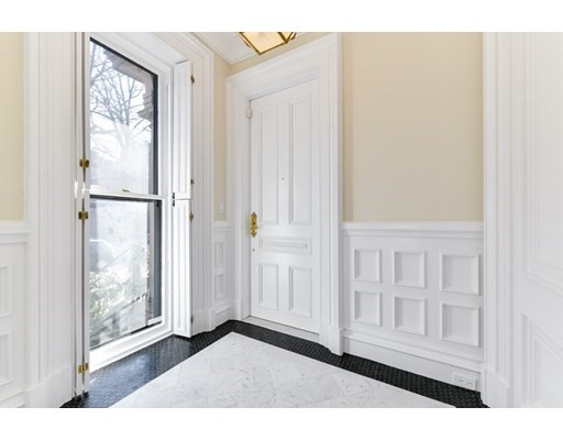 163 Marlborough St, Back Bay