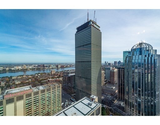 1 Dalton St, Back Bay