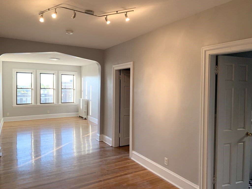 1666 Commonwealth Ave, Brighton