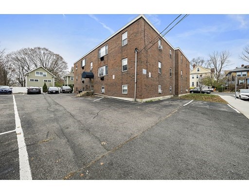 71 Oxford Ave, West Cambridge