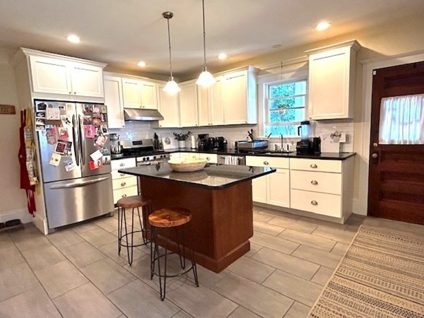 35 Oakland Rd, Brookline Village