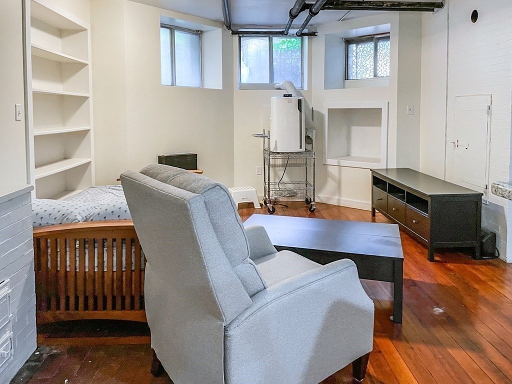 178 Marlborough St, Back Bay