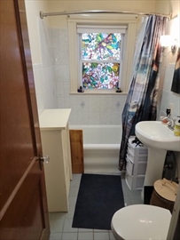 14 Bexley Rd, Roslindale