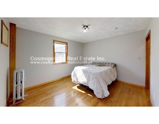 43 Gordon Ave, Medford