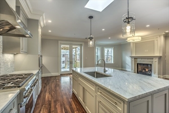 30 Winchester St, Coolidge Corner