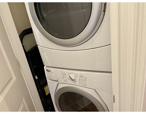 120 Browne St, Coolidge Corner