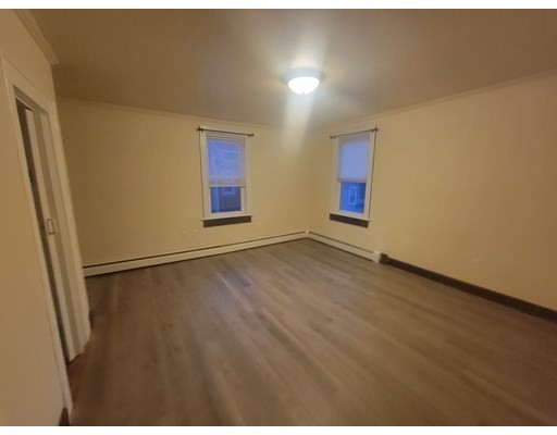 22 Holmes St, Malden