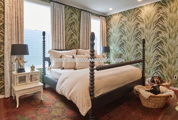 515 East 1st St, South Boston