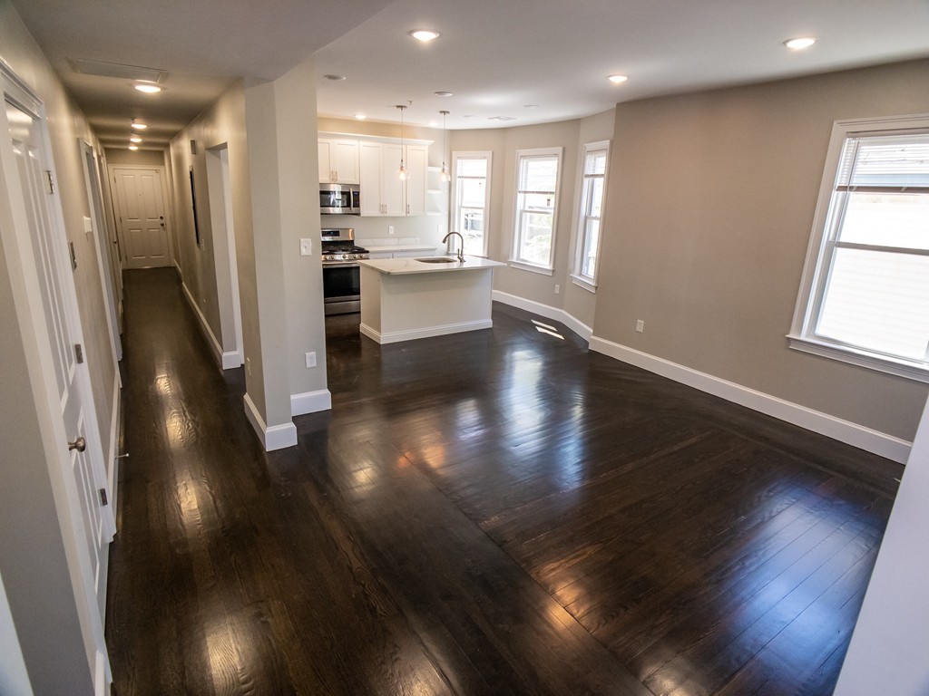 27 Tower St, Jamaica Plain