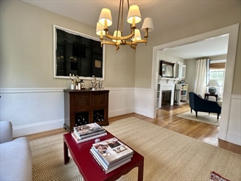 451 Poplar St, Roslindale