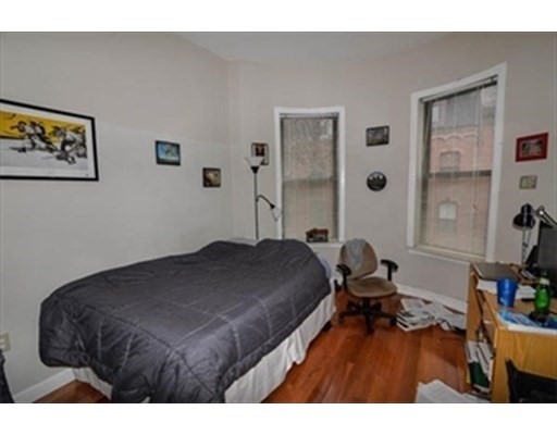 31 Dwight St, South End