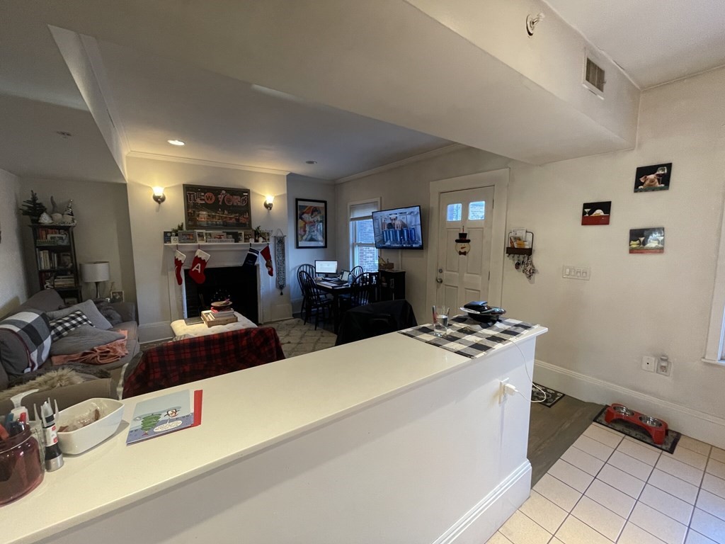 1404 Beacon St, Coolidge Corner