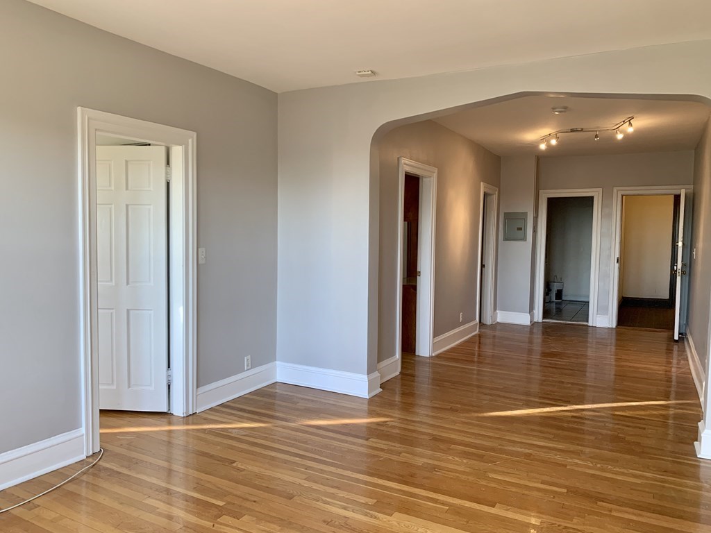 1666 Commonwealth Ave, Brighton