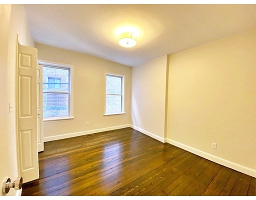 20 Frankfort St, East Boston