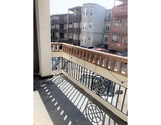 120 Glenville Ave, Allston