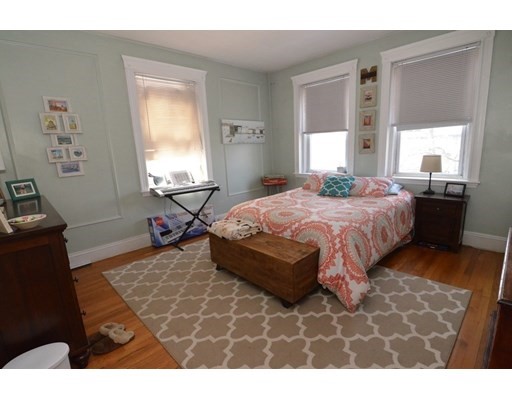 104 Toxteth St, Coolidge Corner