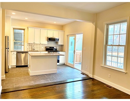 20 Frankfort St, East Boston